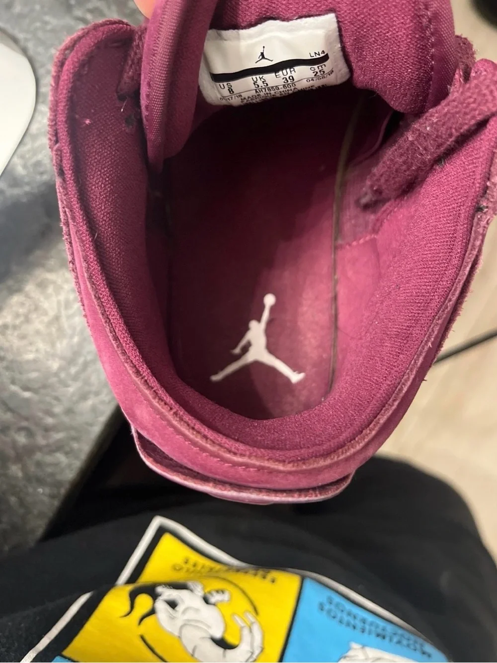 Jordan 3 Retro Bordeaux